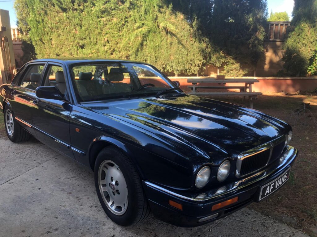 Jaguar XJ Sport