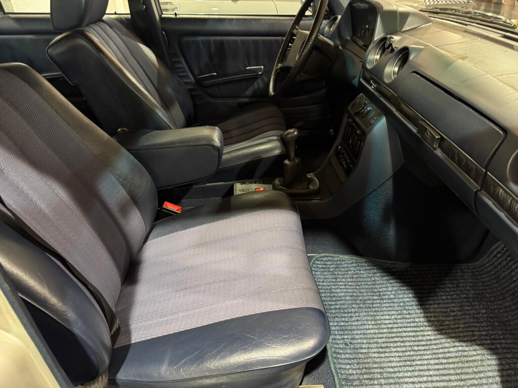 Mercedes 230E 1979