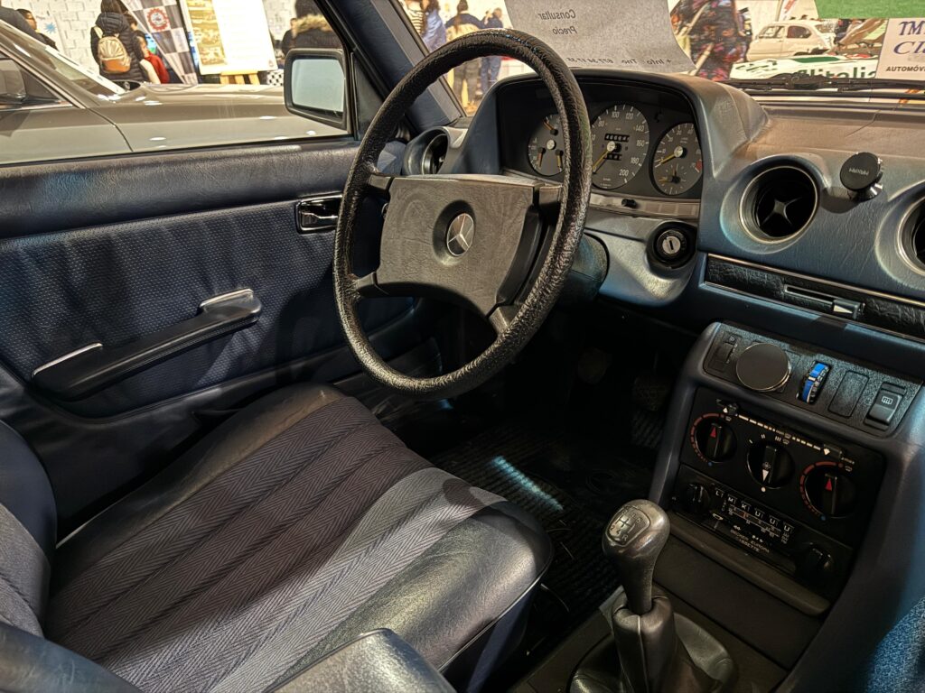 Mercedes 230E 1979