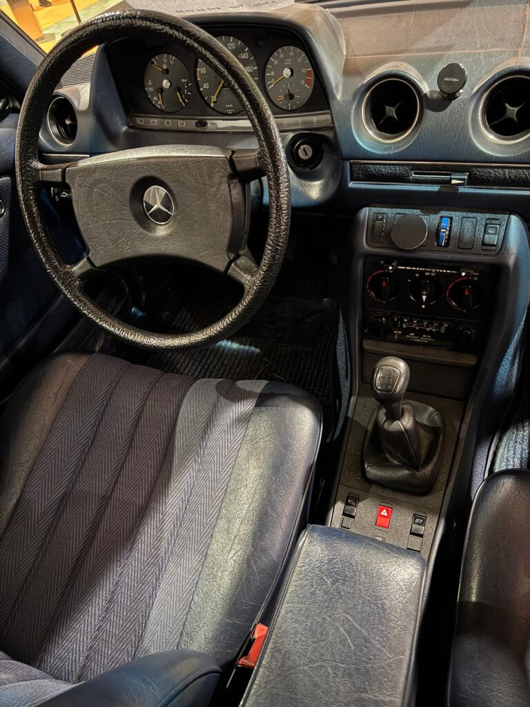Mercedes 230E 1979